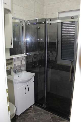 Апартаменты Apartments Amira Улцинь Апартаменты с террасой-13